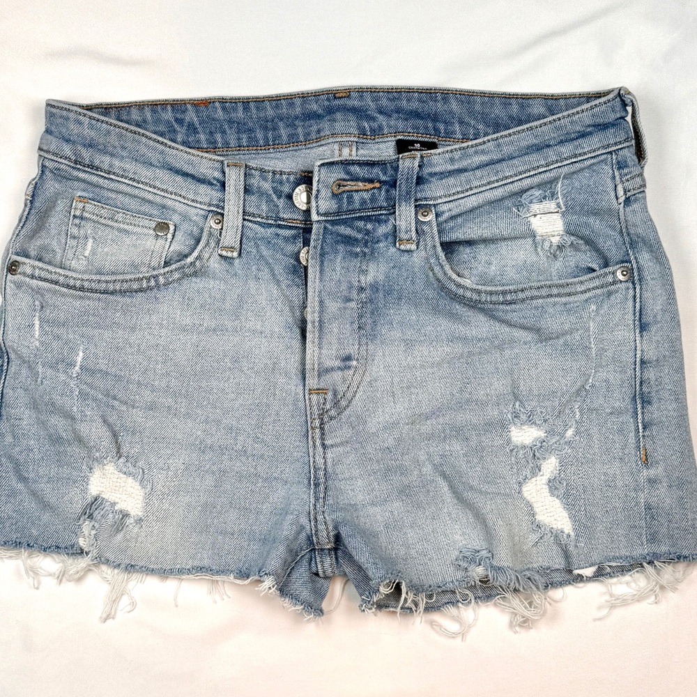 (30) H&M Distressed Buttonfly Jean Sorts
